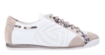 La Cabala L902012 6323 C216 wit/ beige veterschoen.