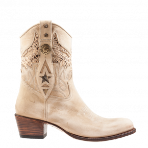 Sendra 14298 beige westerlaars.