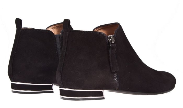 Evaluna 4258 zwart suède enkellaarsje